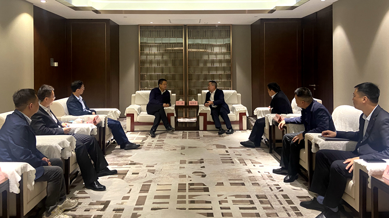 公司黨委書記、董事長(zhǎng)錢申春拜訪蕪湖市委副書記、市長(zhǎng)寧波2